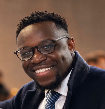 Headshot of Eric David Asumadu